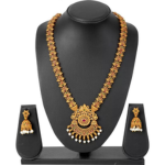 Manufacturer, Exporter, Importer, Supplier, Wholesaler, Retailer, Trader of Traditional Jewellery in New Delhi, Delhi, India.